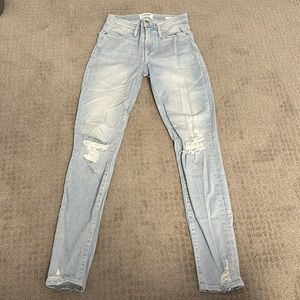 Frame Le High Skinny Jeans Light Wash
